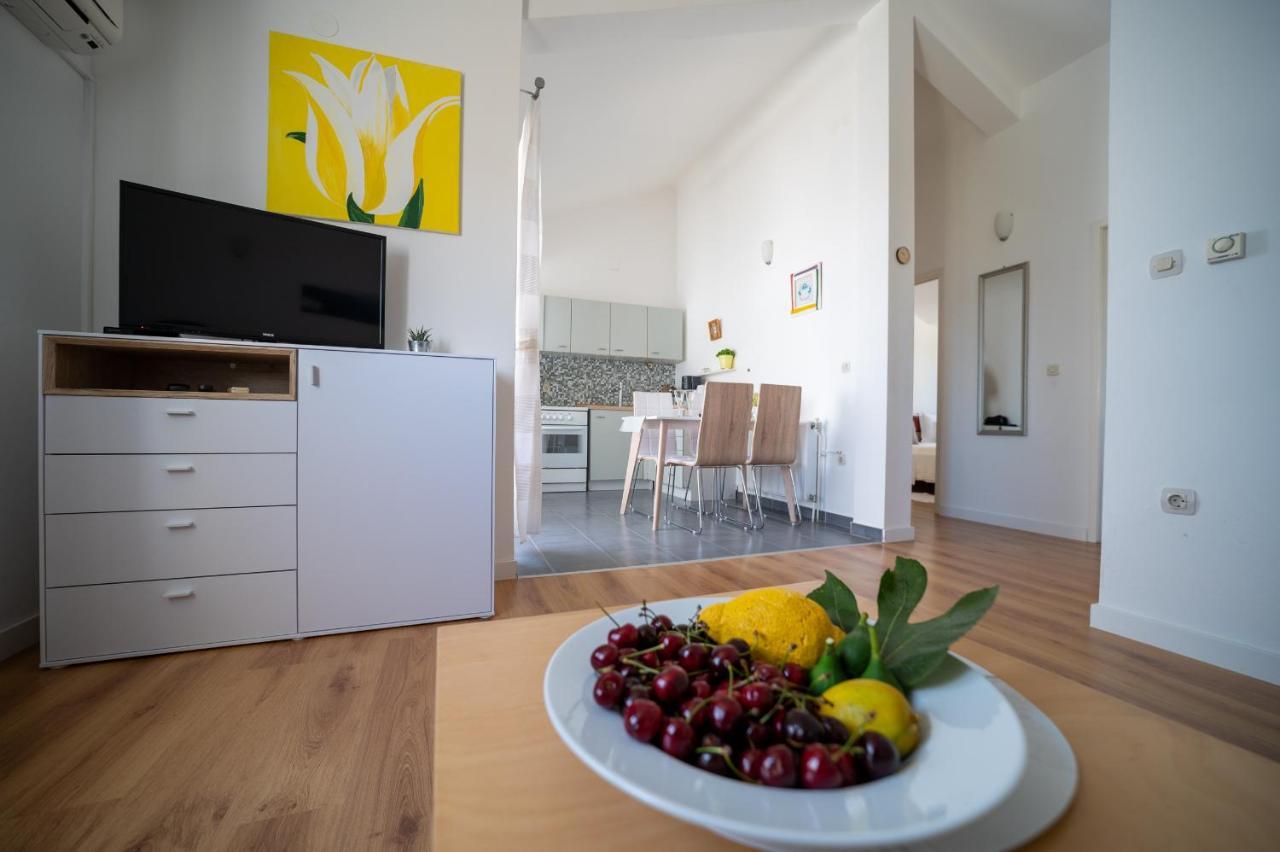 Apartments A&T Sukošan Exterior foto